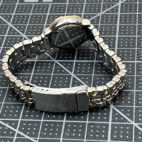 Gruen GR213 Two Tone Blue Dial Day‎ Date Rotating Bezel Quartz Watch main image 6